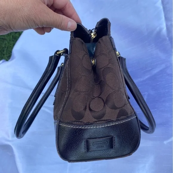 Coach 11062  Hampton Signature Handbag Brown on Brown - Picture 15 of 16